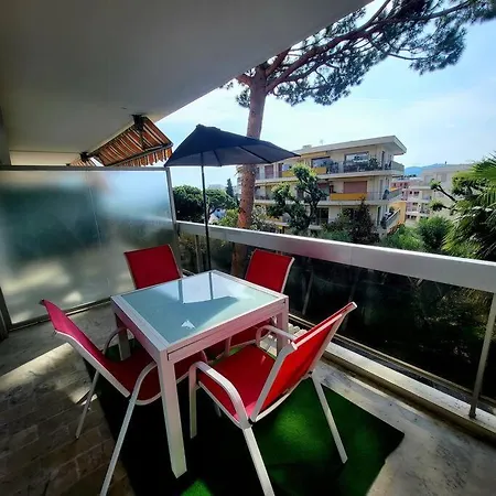 Grand Studio Localisation Ideale Antibes Exterior foto